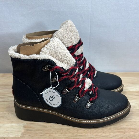 Dr. Scholl's So Cozy Bootie- Black- Size 7 M- NIB - Picture 1 of 8